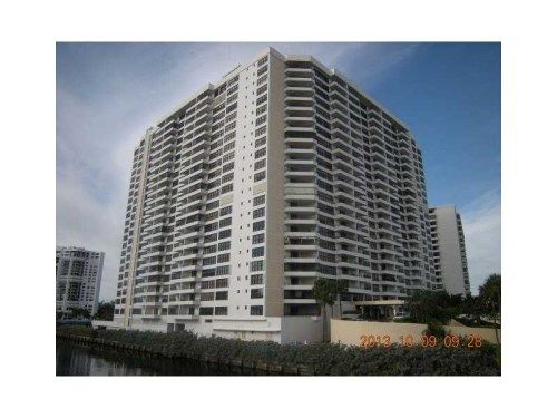 2500 Parkview Dr # 1407, Hallandale, FL 33009