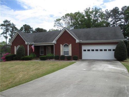 2995 Meadow Gate Way, Loganville, GA 30052