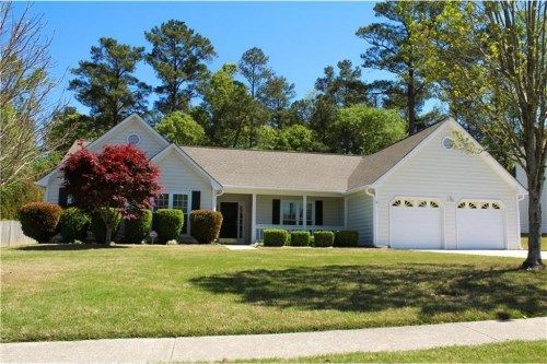 3292 Summit Glen Drive, Loganville, GA 30052