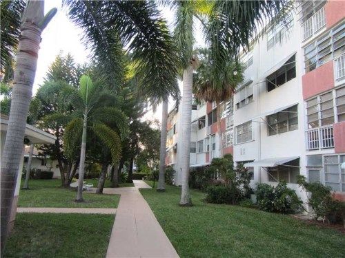 1333 E Hallandale Beach Blv # 328, Hallandale, FL 33009